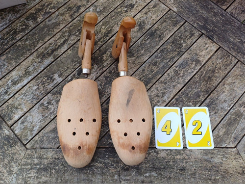 Wooden shoe trees adjustable - wooden,