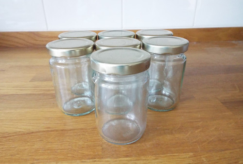 Small glass jars - small, gold