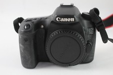 Canon EOS 70D Vintage DSLR Digital Camera Body Only w/ Strap Working