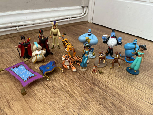 Disney aladdin figurines set - aladdin,