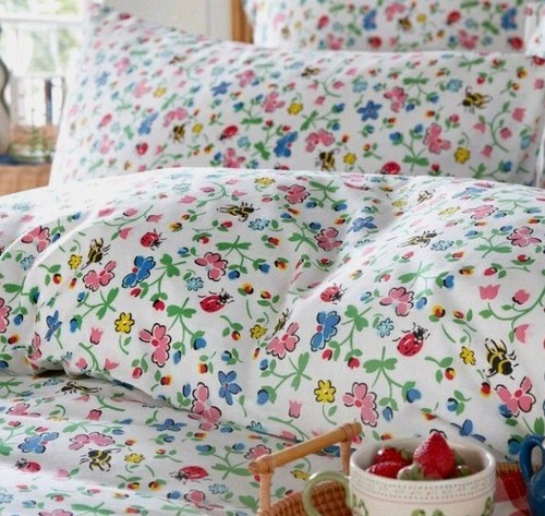Cath kidston bug ditsy super - bug,