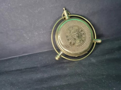 Golden compass alethiometer - compass,