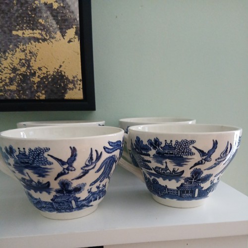 Vintage set broadhurst - set, of