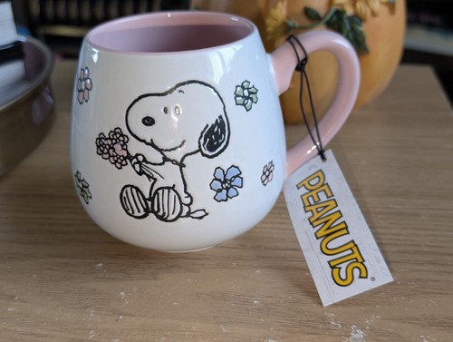 Peanuts snoopy flowers pink - peanuts,