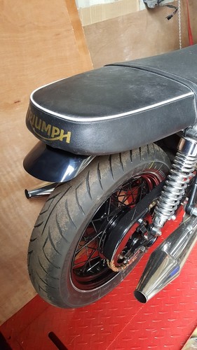 Short triumph scrambler - triumph,