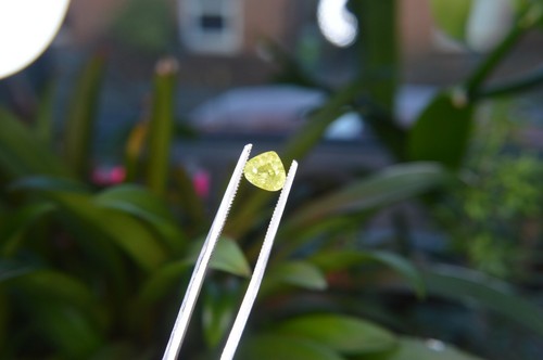 65ct lime coloured sphene - 1.65ct,