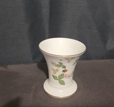 Wedgwood wild strawberry - wedgwood,