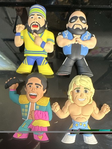 Wwe micro brawlers - wwe, hart