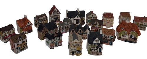 Leonardo collectables village - collectables,