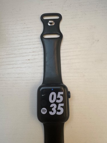 Apple watch series 40mm - watch,