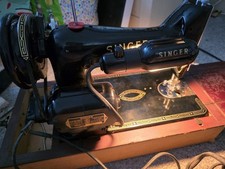 Vintage working 1956 SINGER SEWING MACHINE 99K w Accessories