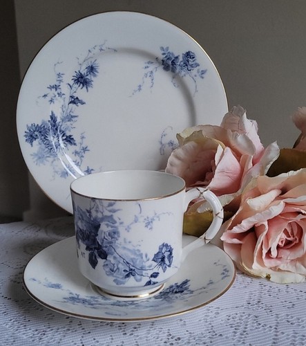 Antique royal worcester blue - royal,