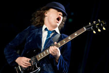 Ac/Dc Angus Young In School