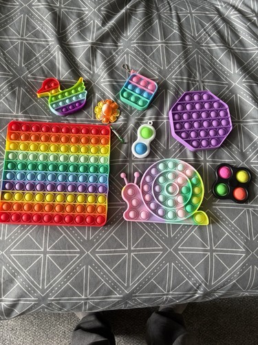 Pop bundle with lots of - pop,