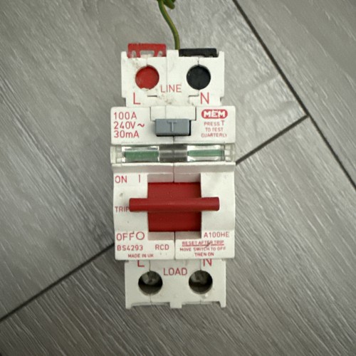 Mem rcd 100a 240v 30ma - 100a, bs4293