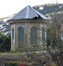 Photo 6x4 halkshill house - photo,