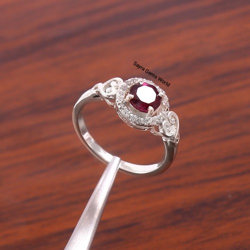 Round garnet halo ring - garnet, in