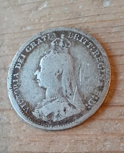 Minted 1891 silver queen - 1891,