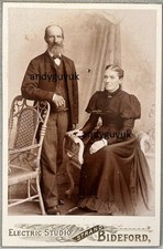 CABINET CARD PUDDICOMBE BIDEFORD LADY GENTLEMAN ANTIQUE PHOTO FASHION VICTORIAN