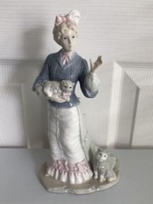 Vintage St Michael Porcelain Figurine Statue Of A Lady With Cats Marks & Spencer