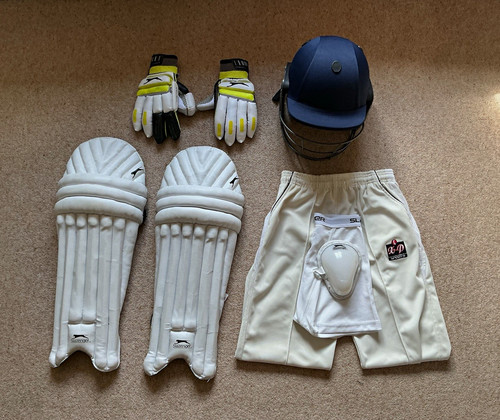 Junior slazenger cricket - junior,