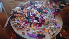 Bratz Vintage Collectable Doll and Accessory Bundle Large Joblot Doll