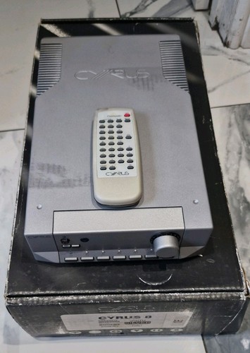 Cyrus integrated amplifier - 8,