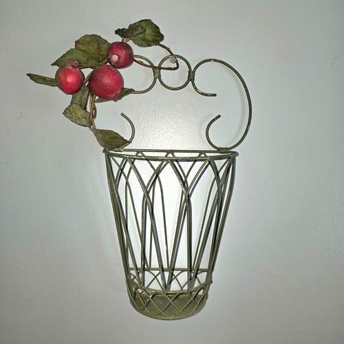 Wire wall basket french - wire,