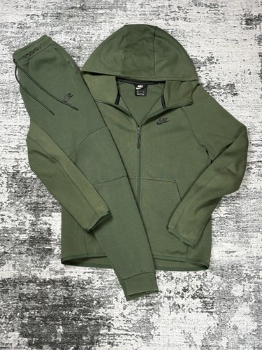 Nike tech fleece old season
