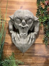 STONE GARDEN LARGE GARGOYLE GREMLIN WALL PLAQUE HANGER ORNAMENT