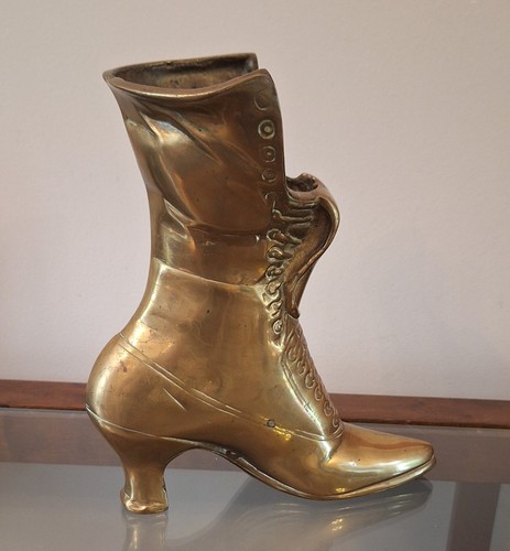 Heavy vintage cast brass - heavy,