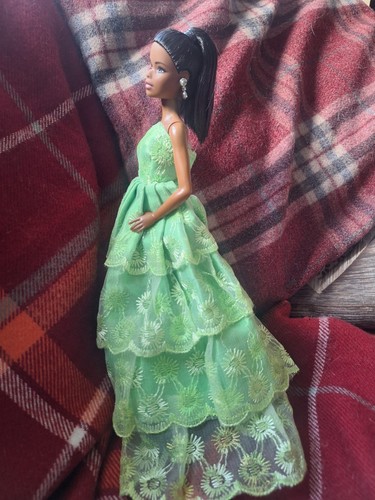 Beautiful mattel ethnic barbie - beautiful,
