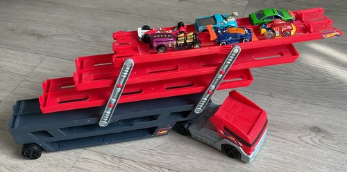 Hot wheels mega hauler car - mega,