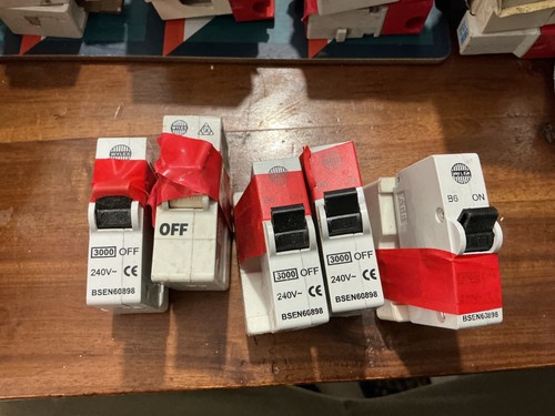 Wylex mcb circuit breakers - mcb,,