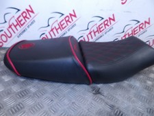 2006 SUZUKI GSF 650S BANDIT LEATER CUSTOM SEAT RED STICHING AND PIPING