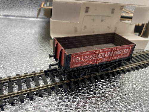Mainline truck ellis and - mainline,