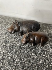 FAA Brown Carved Set Of Two Hippos Hippopotamus Figurine Ornaments
