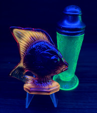 Fenton Amberina Sunfish Angel