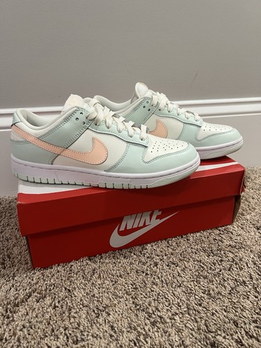 Women nike low dunks - women’s,