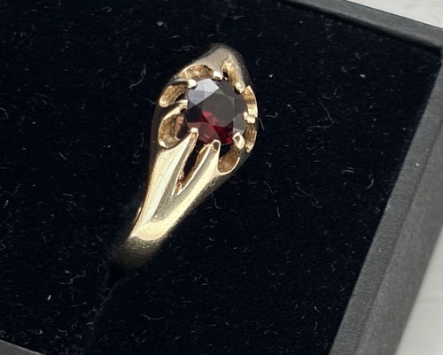 Men vintage 9ct - , ruby
