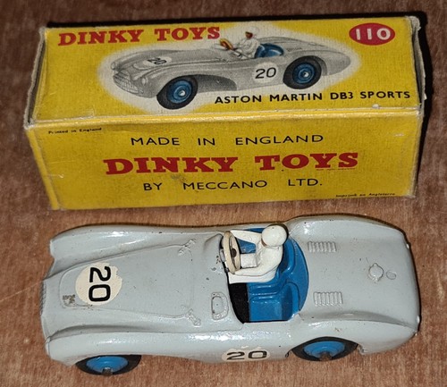 Vintage dinky toys 110 aston - toys,