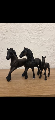 Retired schleich friesian - retired,