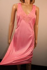 VTG CHARNOS ROSE PINK THICKER GLOSSY NYLON & LACE FULL SLIP, PETTICOAT, SIZE 16