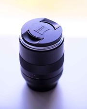 Carl zeiss 100mm f2 (canon fit)