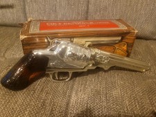Avon Colt Revolver 1851 After Shave Deep Woods Bottle With Box For decor