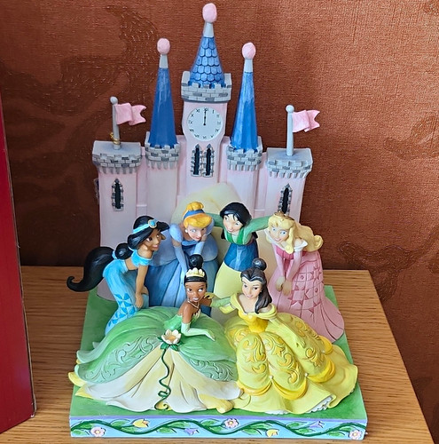 Enesco disney traditions - disney,