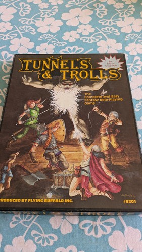 Tunnels trolls rpg - tunnels, box