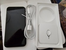 Apple iPhone 11 - 64GB - Black