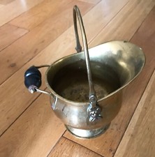 Vintage Brass Coal Scuttle Planter with Wooden Handle and Lion Head Motif Cage 1