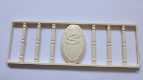 Sindy doll 1982 - sindy, headboard